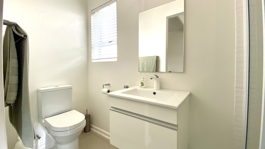 4 Bedroom Property for Sale in Dwarskersbos Western Cape